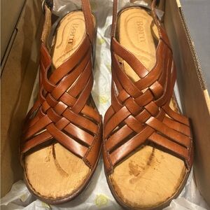 Born carrine women’s size 10 heel sandals